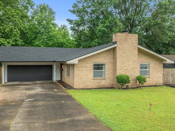 1707 Phillips Dr, Springdale, AR 72762
