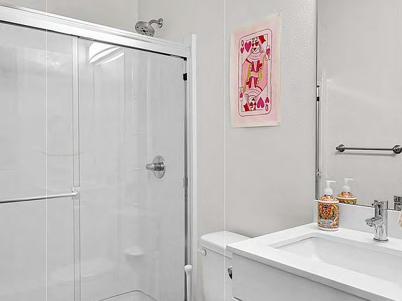 5th image of 5201 Ravenna Ave NE #B