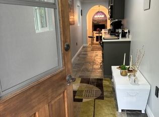 21083 Topochico Dr, Woodland Hills, CA 91364