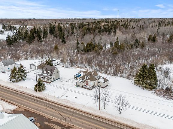 4th image of 3684 Union Rd