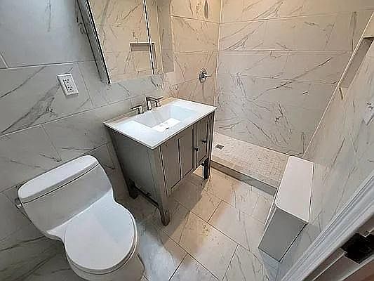 5th image of 2751 Barker Ave #W43