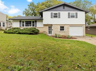 3711 Tennessee Dr, Rockford, IL