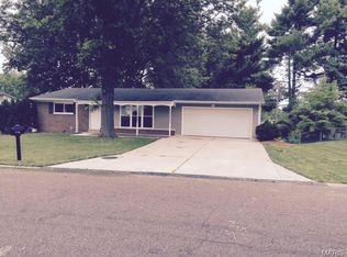 11925 Craig View Dr, Saint Louis, MO 63146