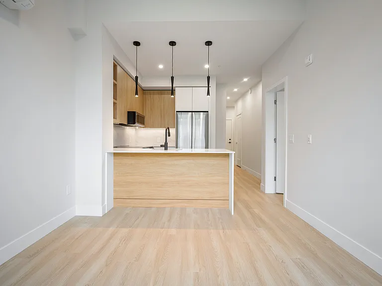 34395 Gladys Ave — Photo 79