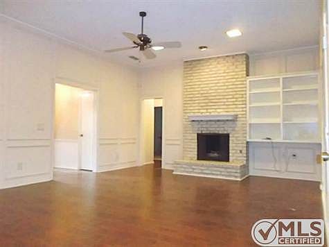2nd image of 1319 Stonewood Dr