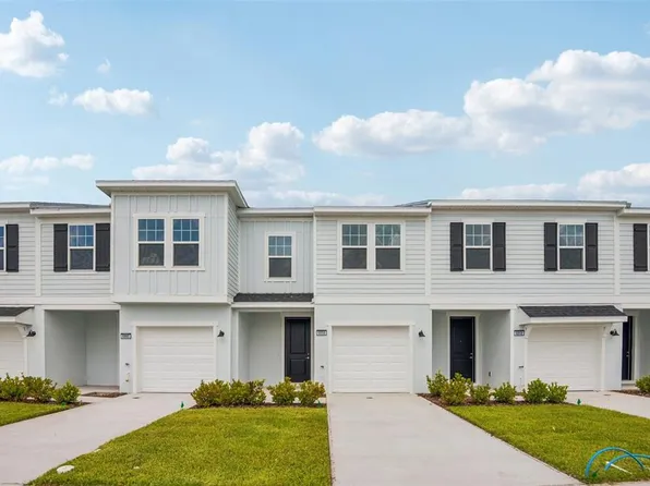 6856 Holcombe Down Dr, Zephyrhills, FL 33541