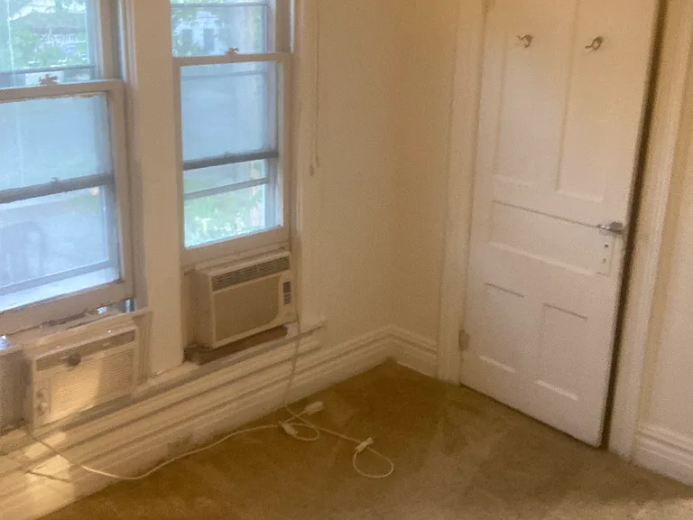 52 Delaware St #2 — Photo 2