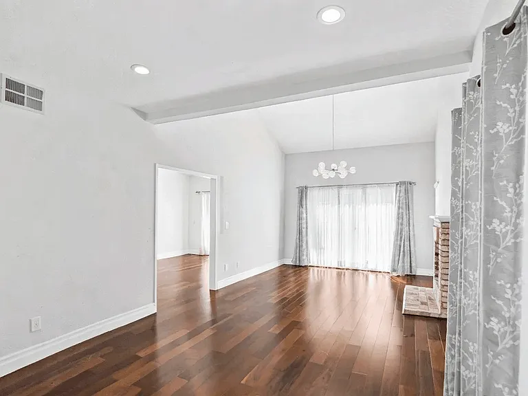 2930 Vista Creek Dr — Photo 5