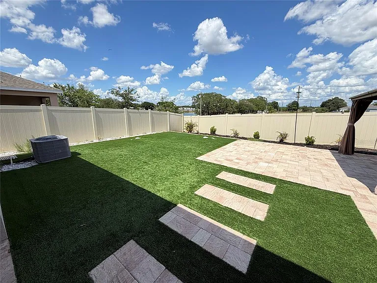 4209 Deleon St — Photo 48