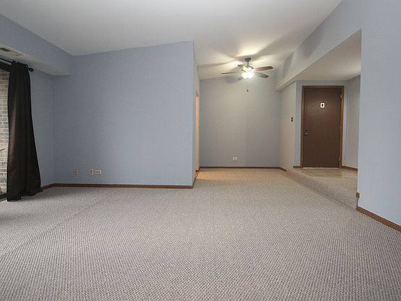 5th image of 14033 S Laramie Ave #424