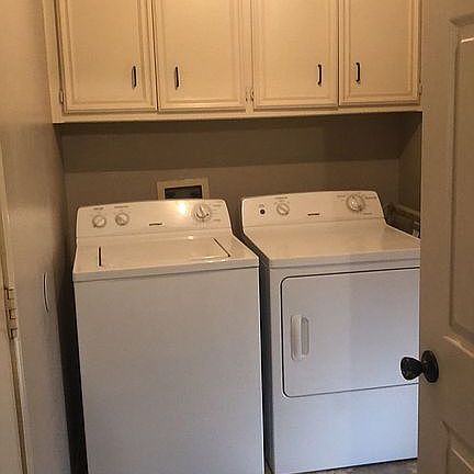 5th image of 4612 Erskine St