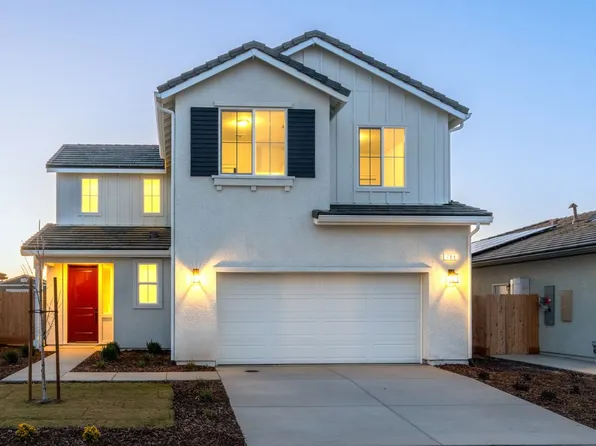 788 S Kandarian Ave, Fowler, CA 93625