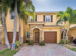 22061 SW 92nd Pl, Cutler Bay, FL 33190