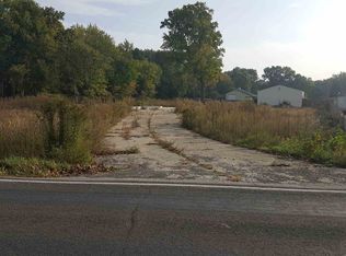 51864 Portage Rd, South Bend, IN 46628