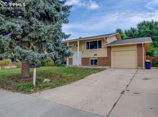 640 Squire St, Colorado Springs, CO 80911