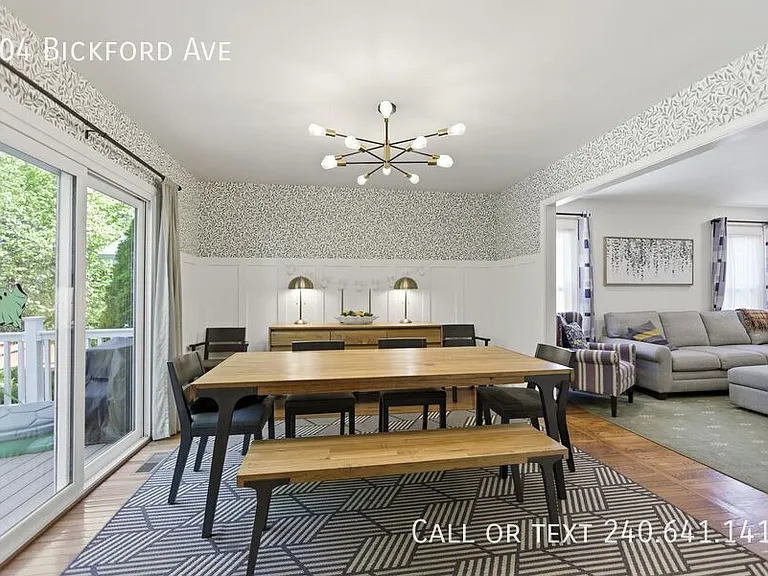 504 Bickford Ave — Photo 6