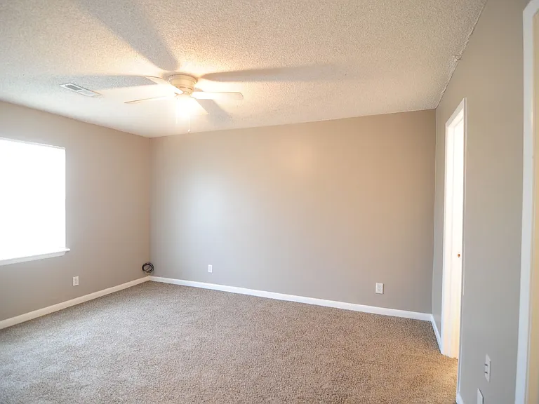 2979 Old Highway 431 — Photo 17