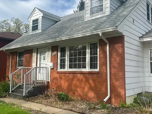 5032 Madison St NE, Columbia Heights, MN 55421