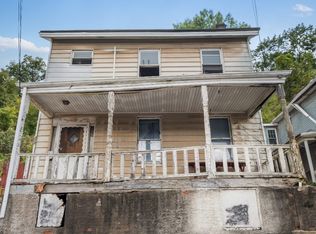 373 Stewart St, Turtle Creek, PA 15145