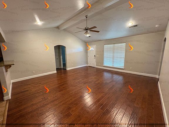 3rd image of 7901 Knoxville Dr