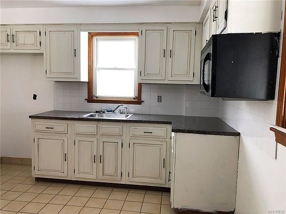 4th image of 621 77th St