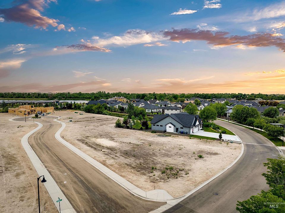 1st image of 21567 Rabbit Creek Pl