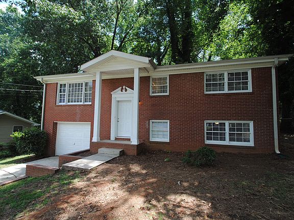 2nd image of 411 Windsor Dr