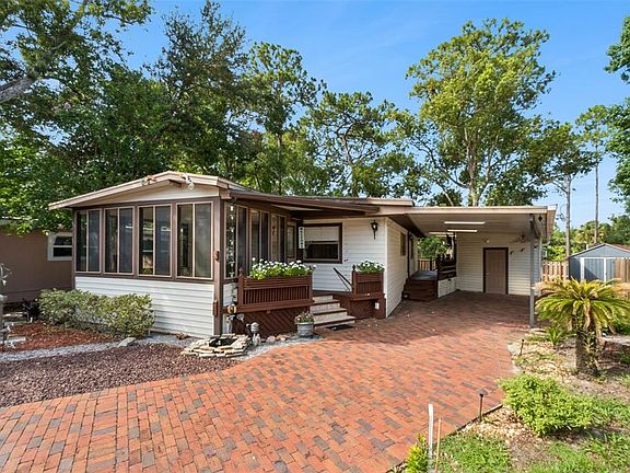 2nd image of 571 PINE NEEDLE COURT