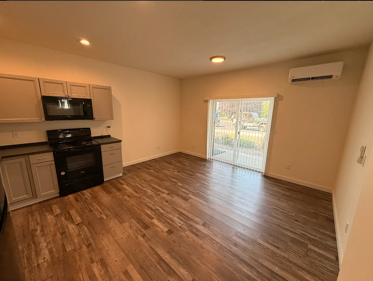 RD T 22-884 — Photo 2