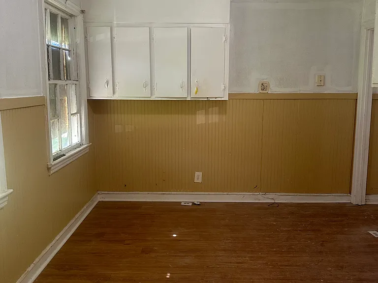 4356 Marion Ave — Photo 11