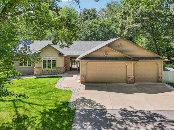 E10085 Buck Bay W, Reedsburg, WI 53959