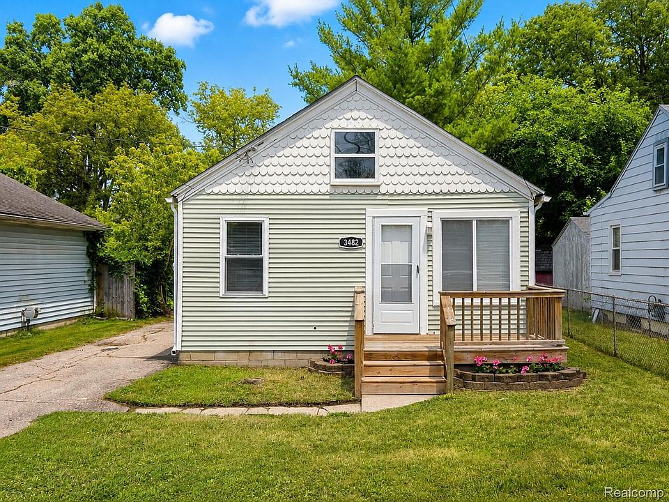 1st image of 3482 Laurel Ave