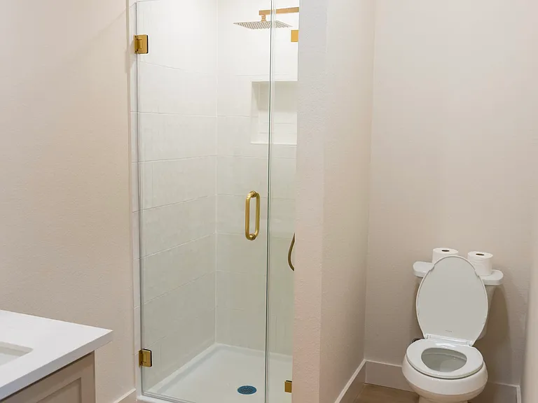 Main Floor Bathroom #1