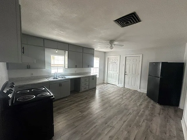 1322 N Lincoln Ave — Photo 5