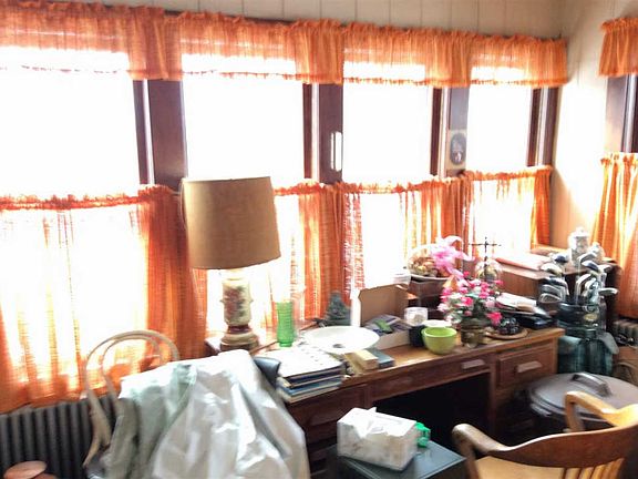 5th image of 44 Highland Ave