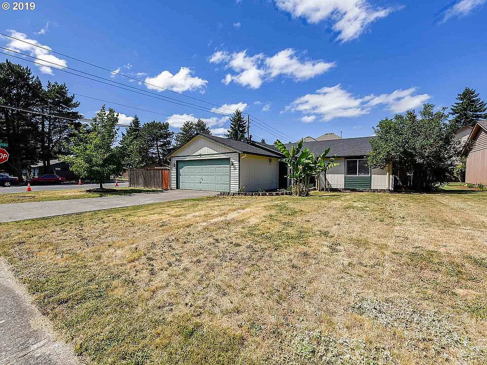 1st image of 8600 NE 29th Way