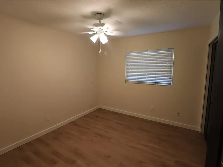 17815 Sunrise Dr — Photo 11