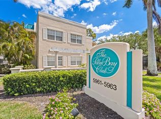 5963 Midnight Pass Rd APT 331, Sarasota, FL 34242