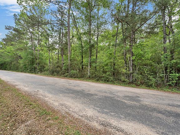 3rd image of 399 Pool Rd