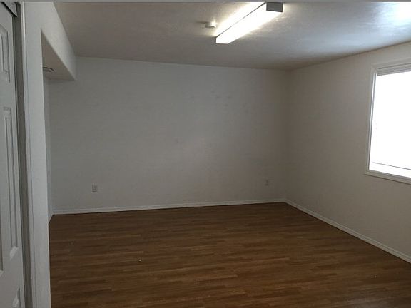2nd image of 3078 E Brettonwood Dr