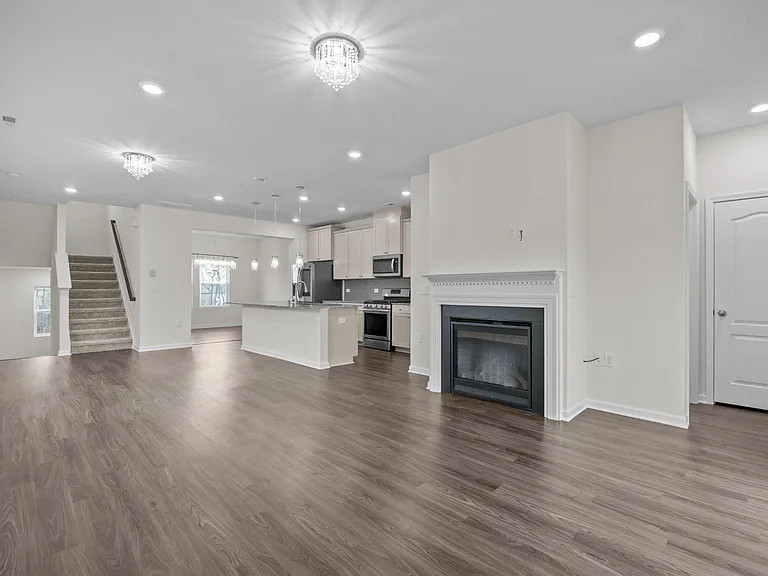 1128 Brickfield Dr — Photo 17