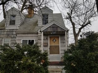 1626 Catalpa Ave, South Bend, IN 46613
