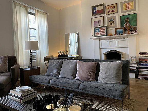 3rd image of 13 W 89th St APT 4