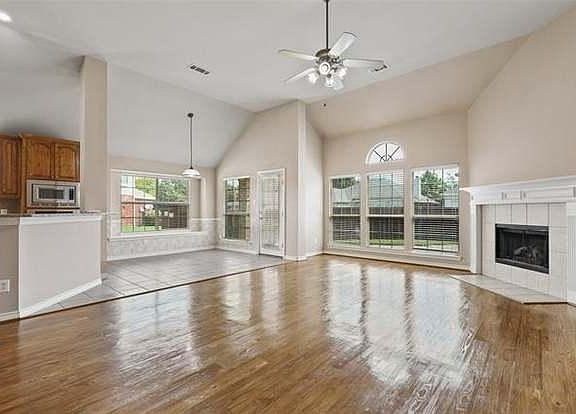 5th image of 1412 Vineyard Dr