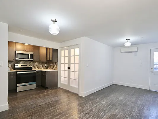 Rented by Hagstrom Management Inc | media 13