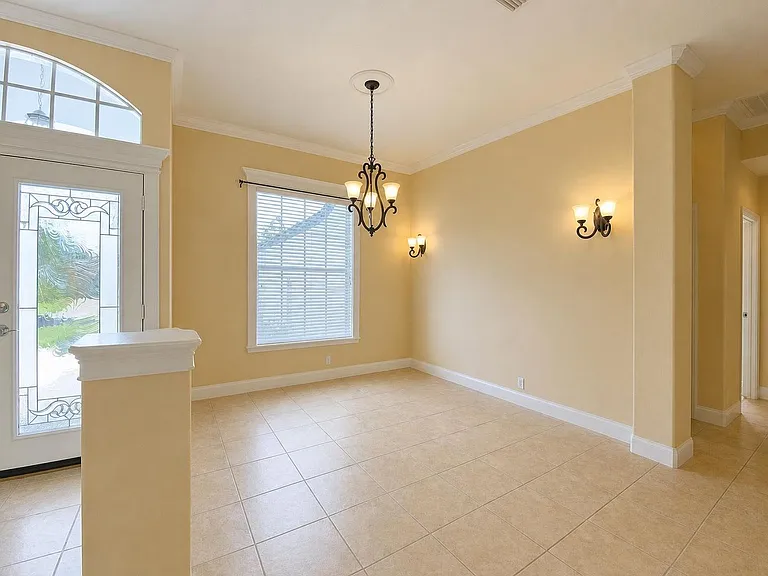 3628 Frentress Dr — Photo 8