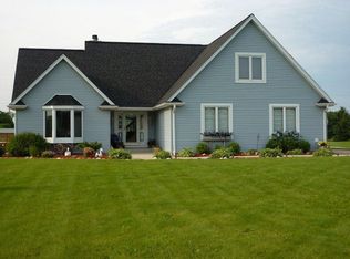 N76W29150 County Road Vv, Hartland, WI 53029