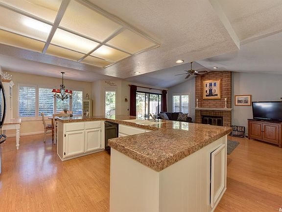 3rd image of 4708 Broome Pl