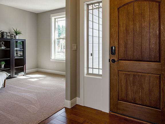 Example of an Entryway