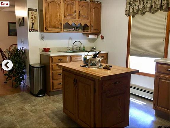 3rd image of 40 Grove St #2
